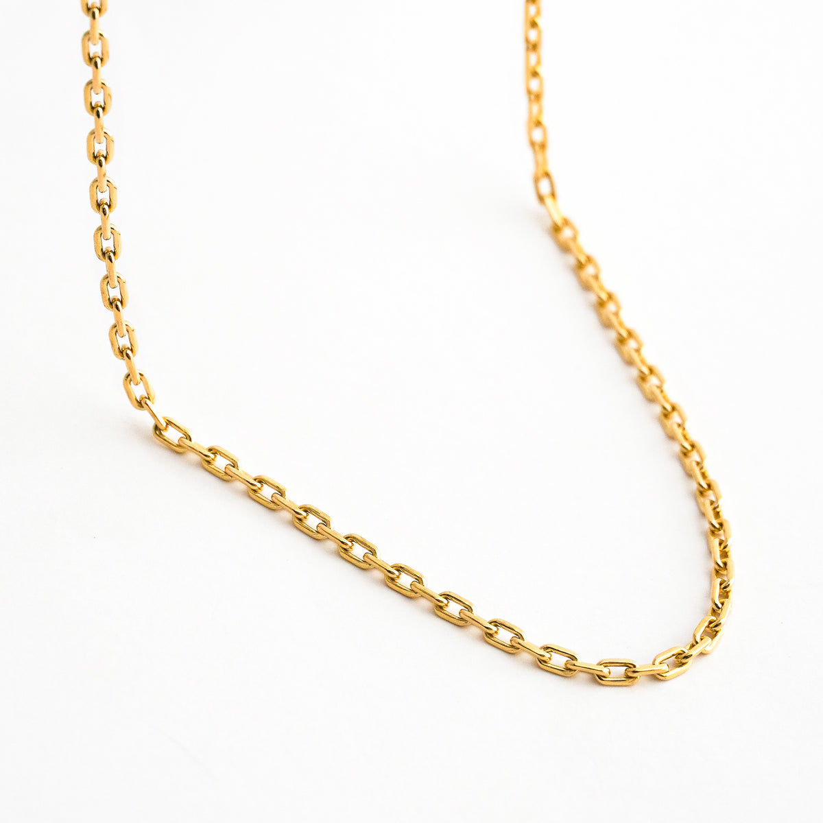 Cadena Prisma para Hombre de 2.5 mm en Oro 18K