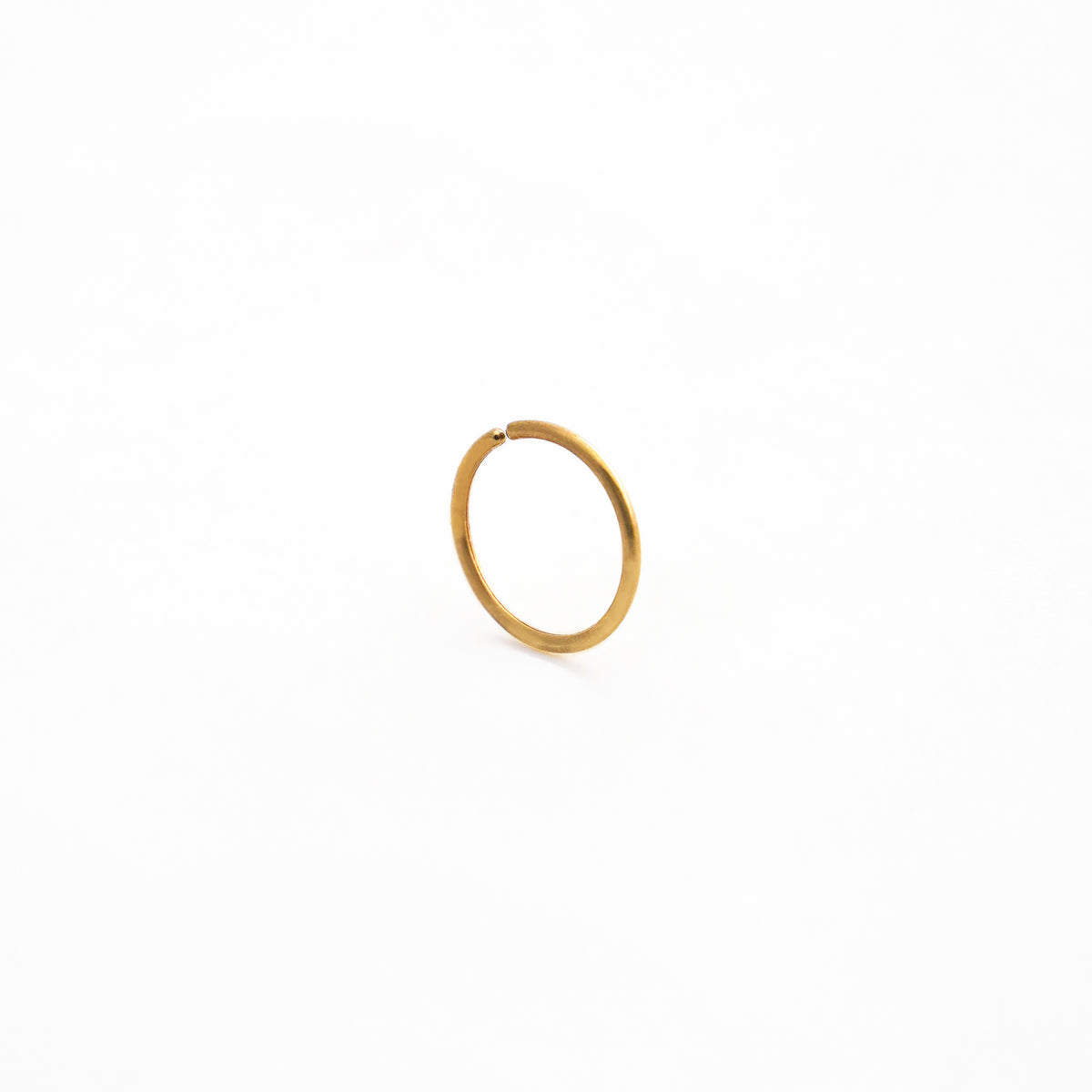 Piercing de Nariz tipo Argolla en Oro 18K Amarillo