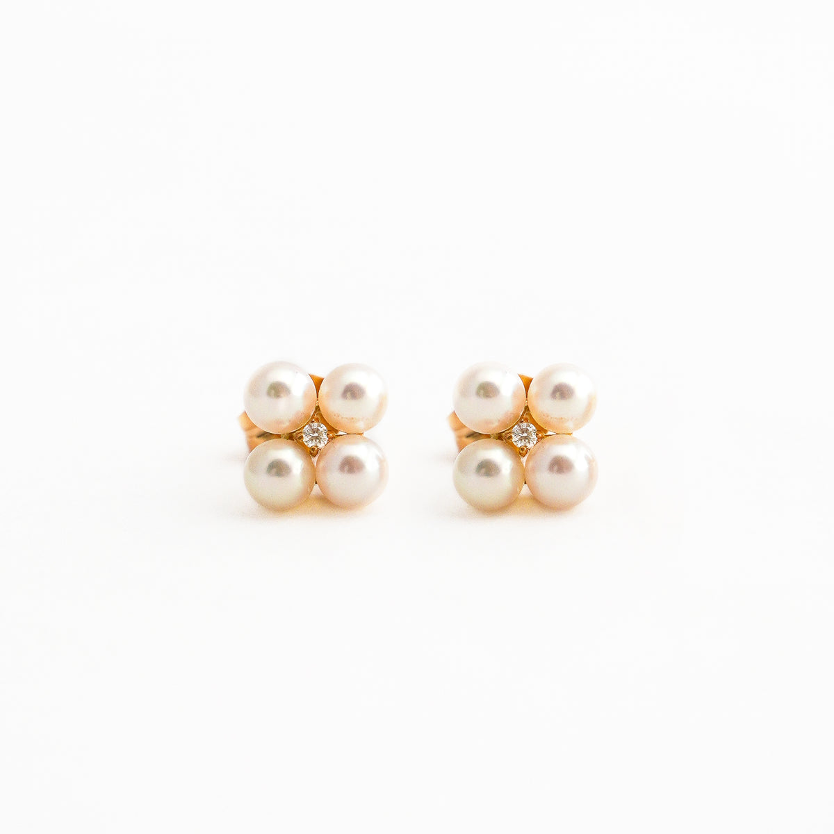 Aretes Bouquet Perlas Akoya Diamantes Oro 18K