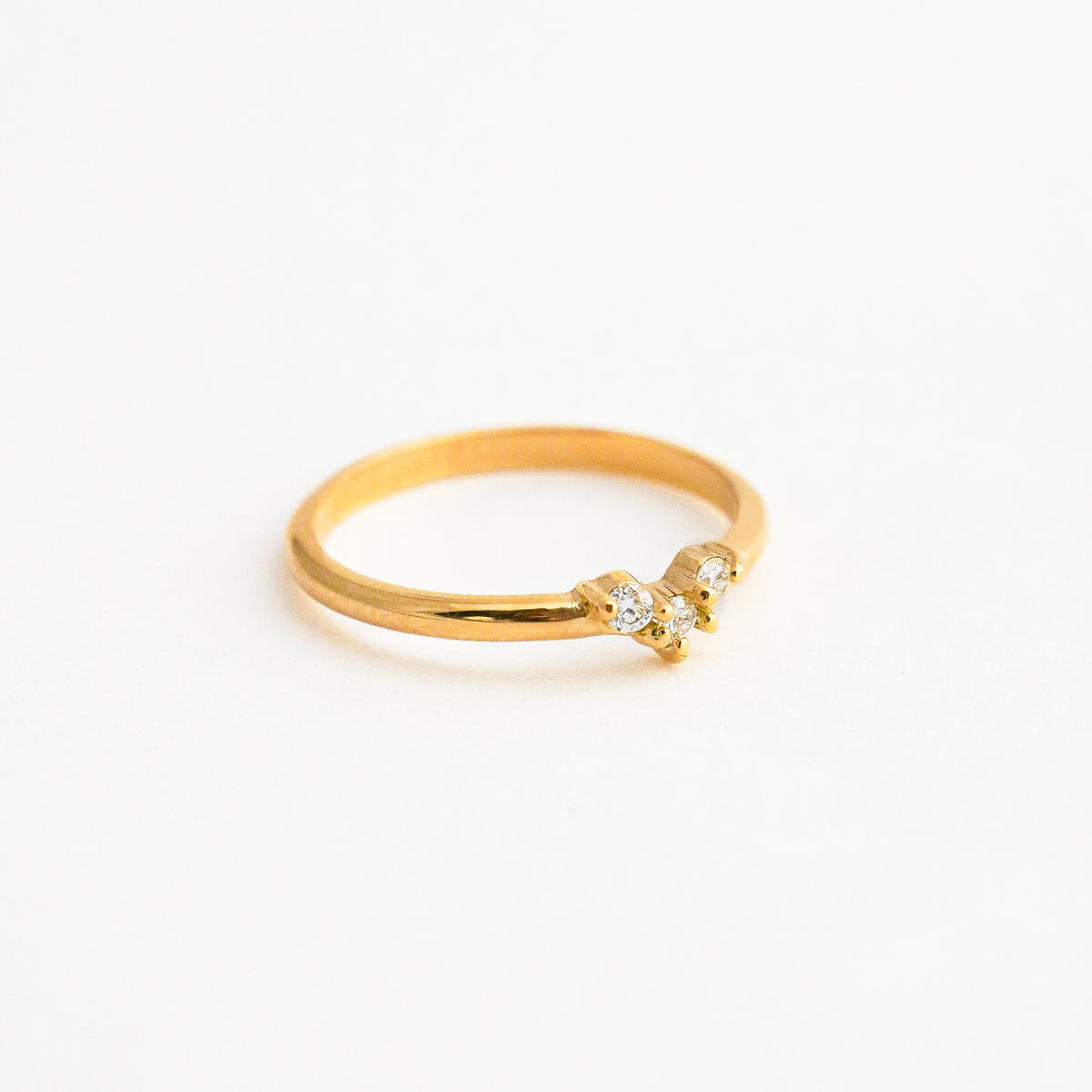 Anillo Trilogía de Amor con Diamantes Naturales en Oro 18K