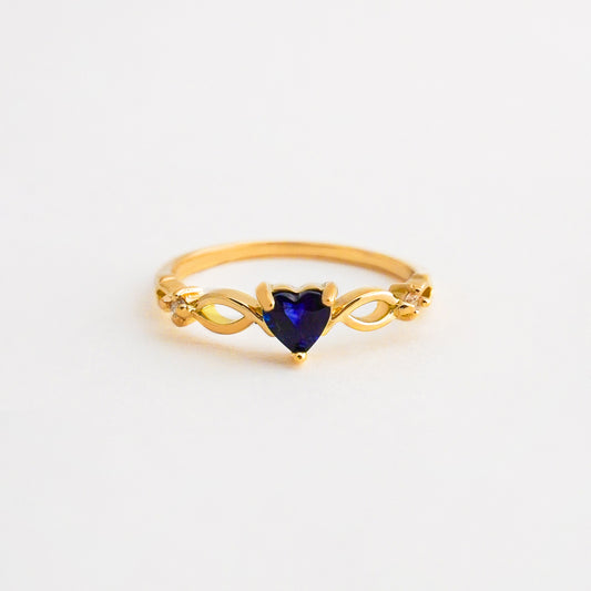 Anillo Amour Corazón en Oro 18K