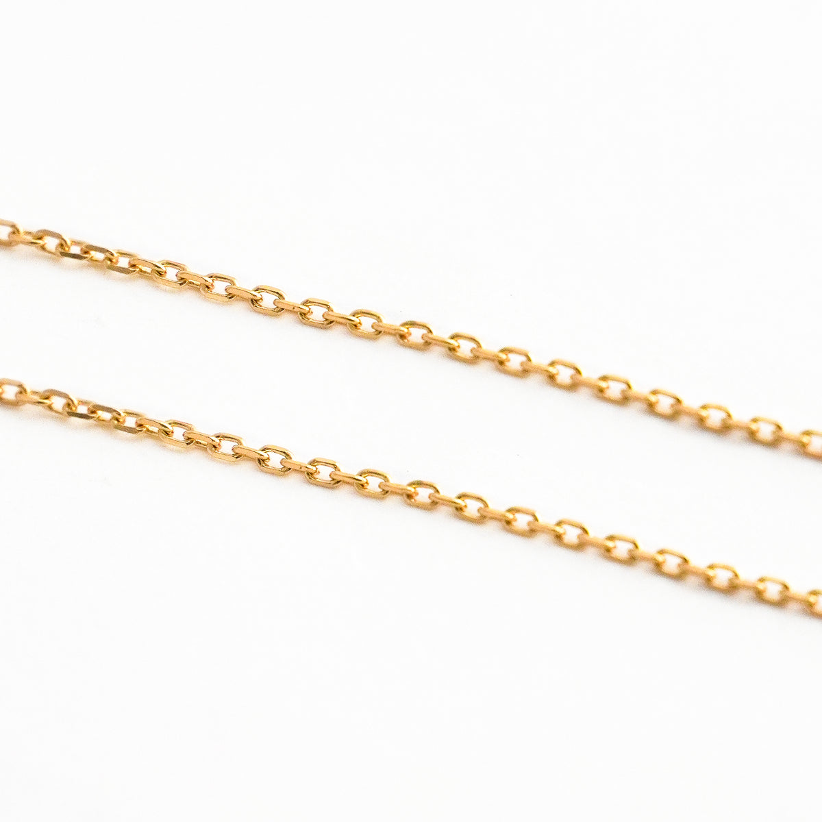Cadena Prisma Fine en Oro 18K