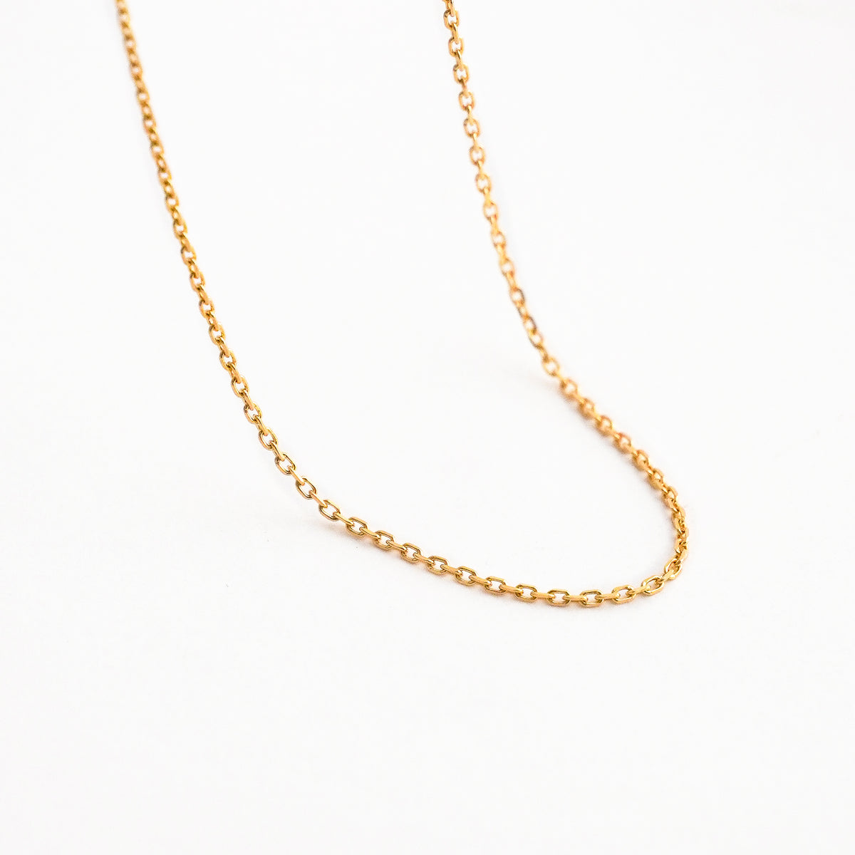Cadena Prisma Fine en Oro 18K