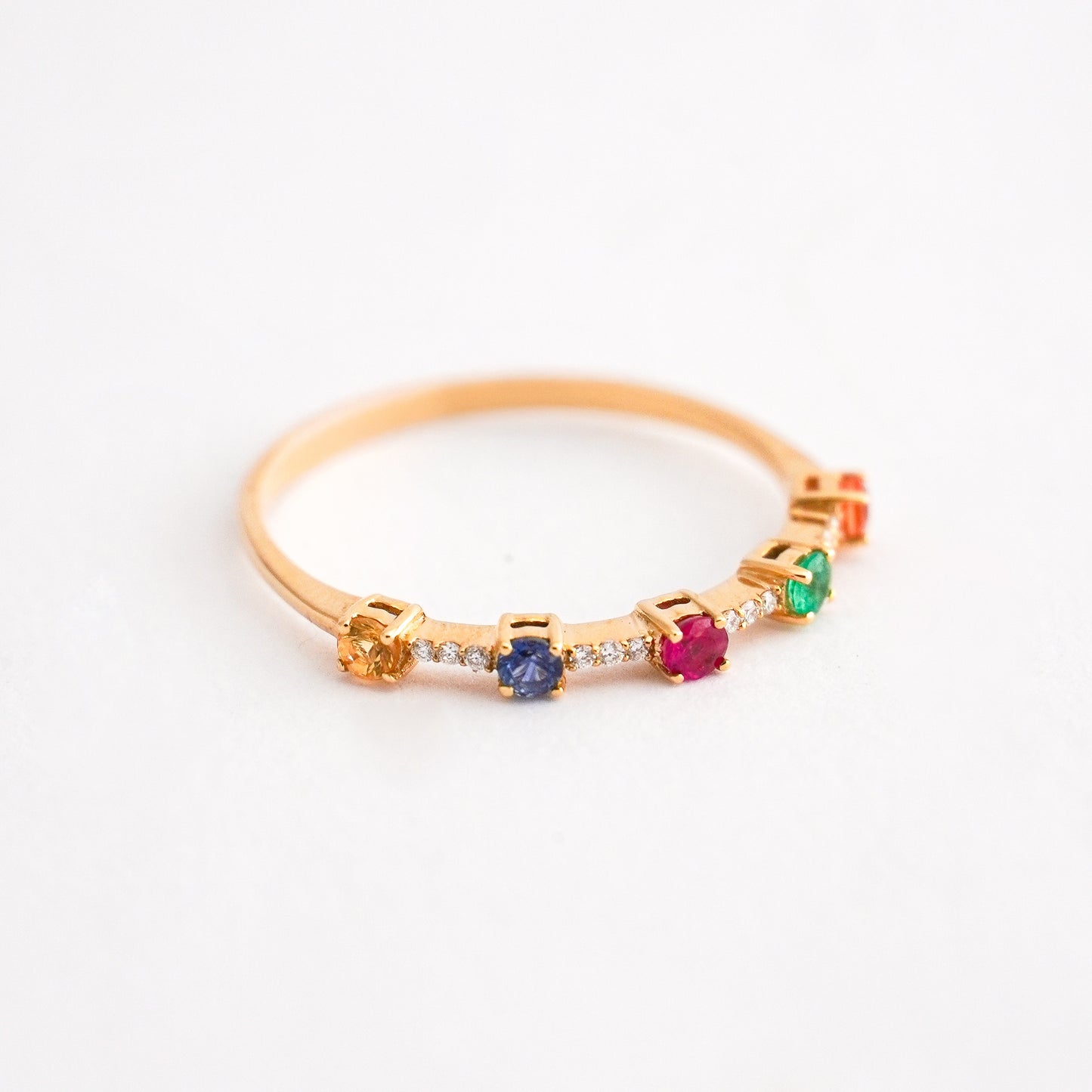 Anillo Rivier Multi Stone con diamantes naturales en Oro18k