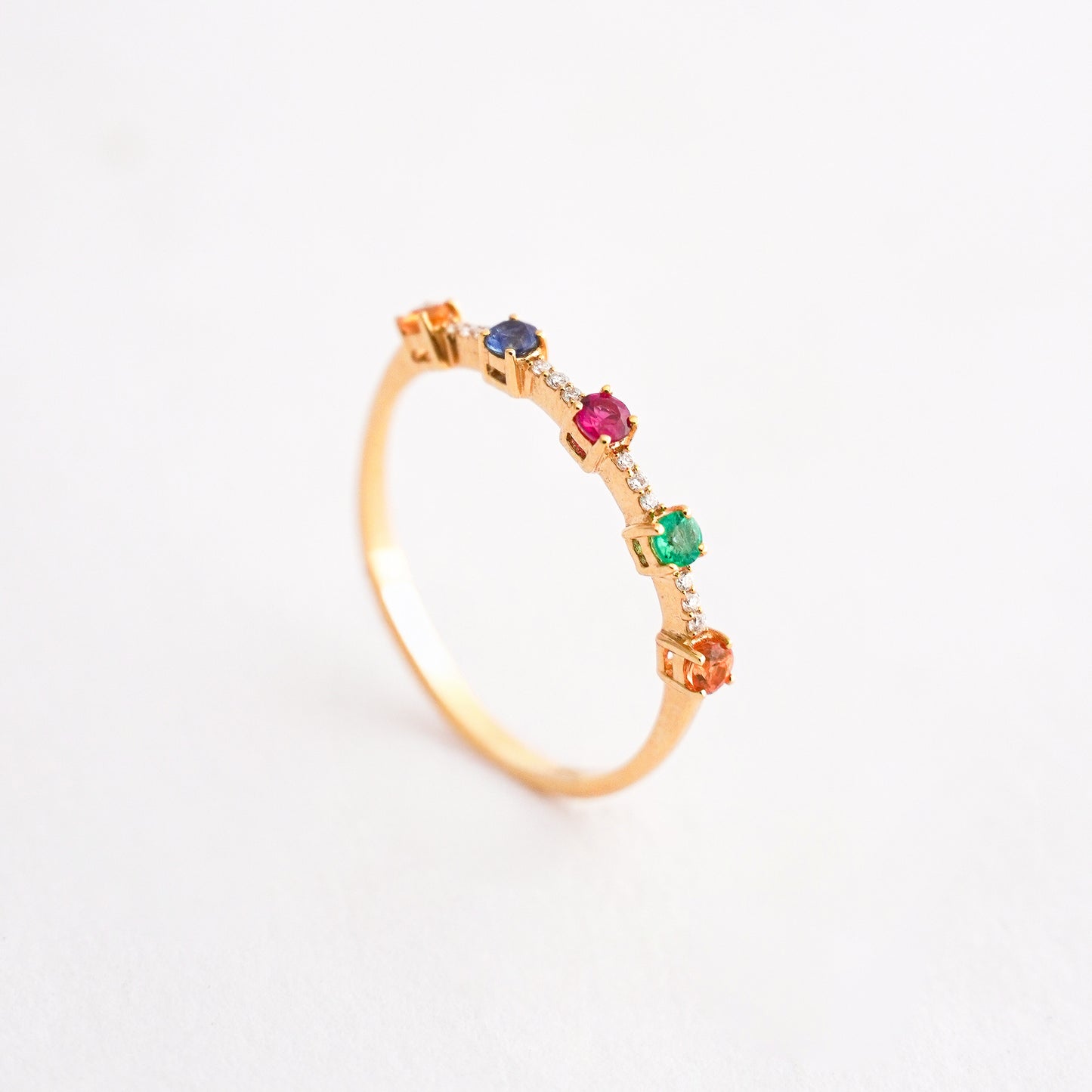 Anillo Rivier Multi Stone con diamantes naturales en Oro18k