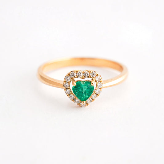 Anillo corazón imperial con esmeralda y diamantes naturales en Oro 18k