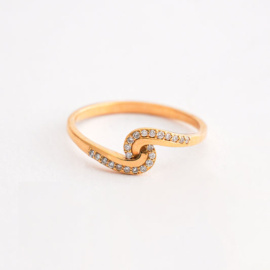 Anillo Ola con Diamantes en Oro 18K