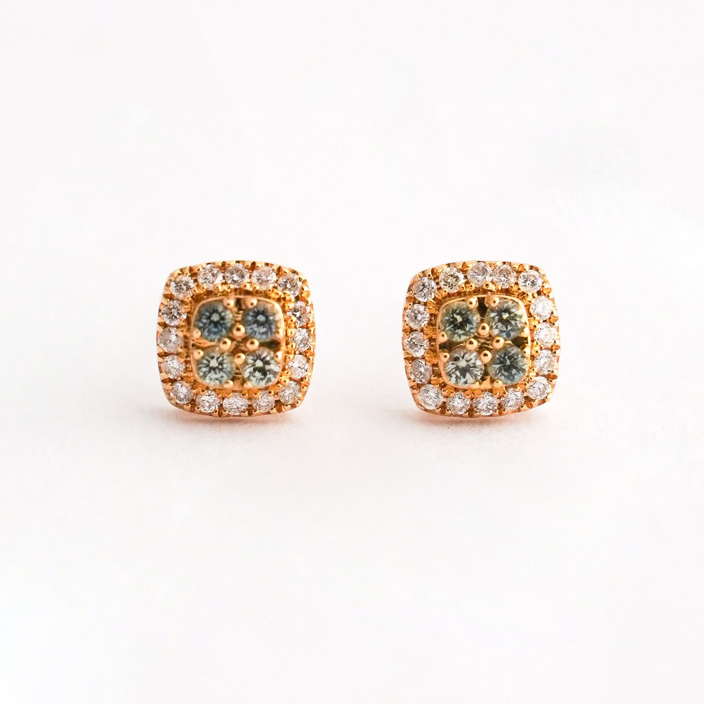 Aretes cushion fancy sapphires con diamantes naturales en Oro 18k
