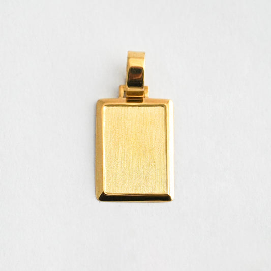 Dije placa rectangular con marco  Oro18k