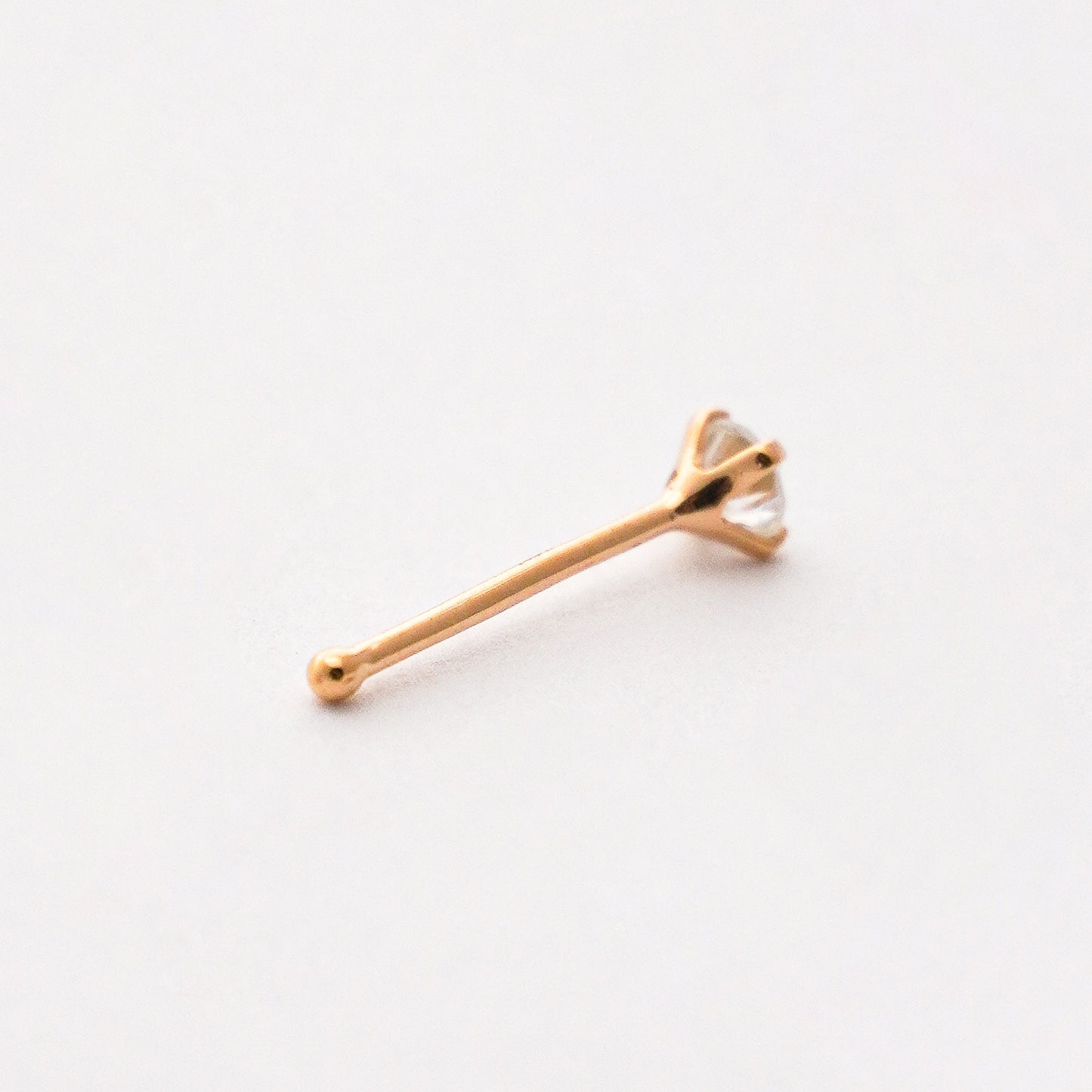 Piercing de nariz stud con diamante natural en Oro18k