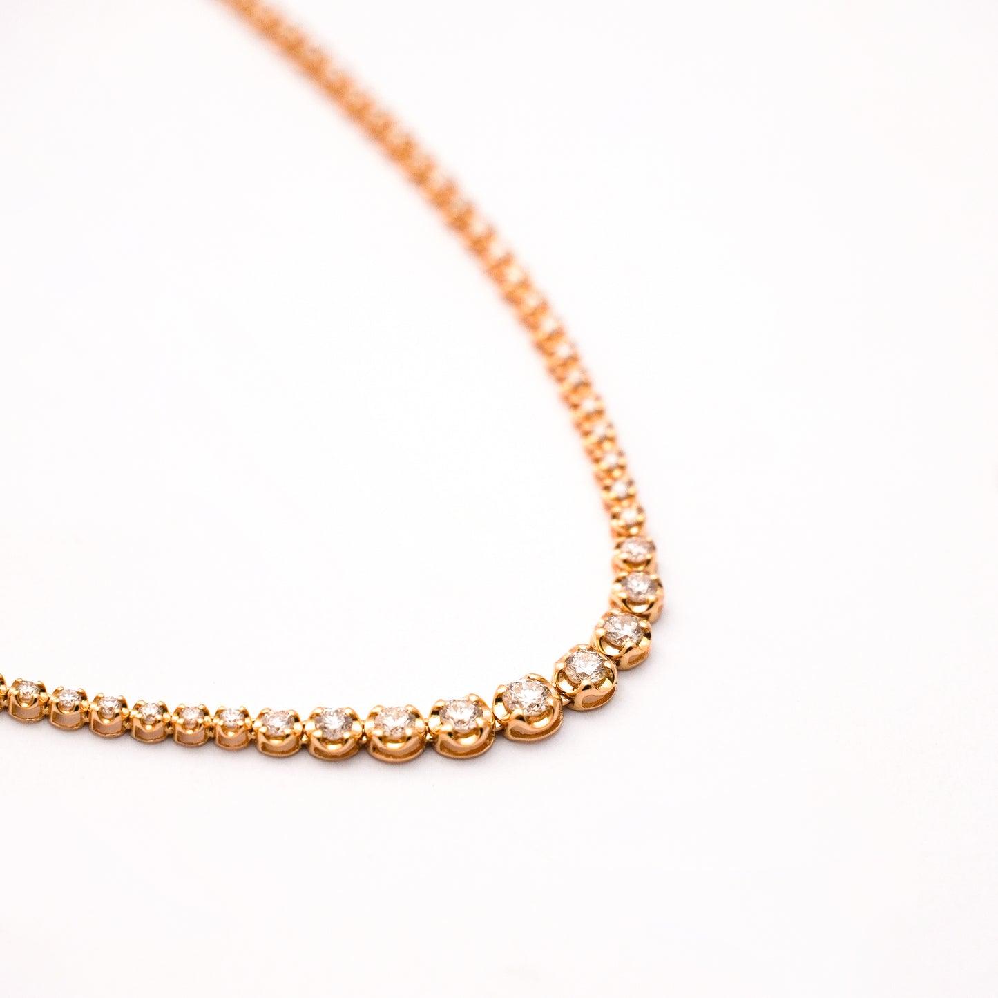 Collar Tenis Cup con diamante naturales en oro amarillo 18k