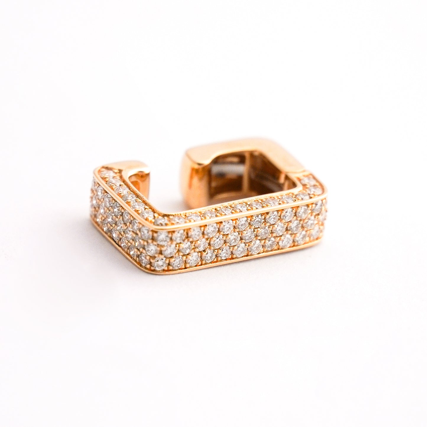 Ear cuff big box con diamantes naturales en Oro18k