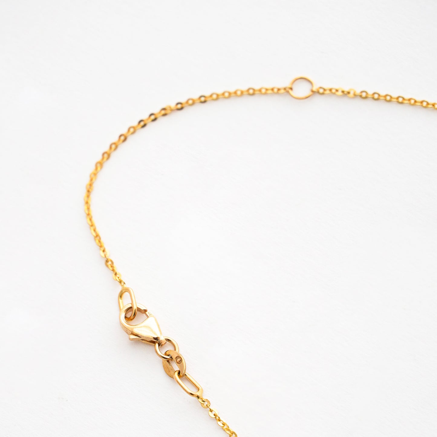 Collar Pera imperial con rubí y diamantes naturales en Oro18k