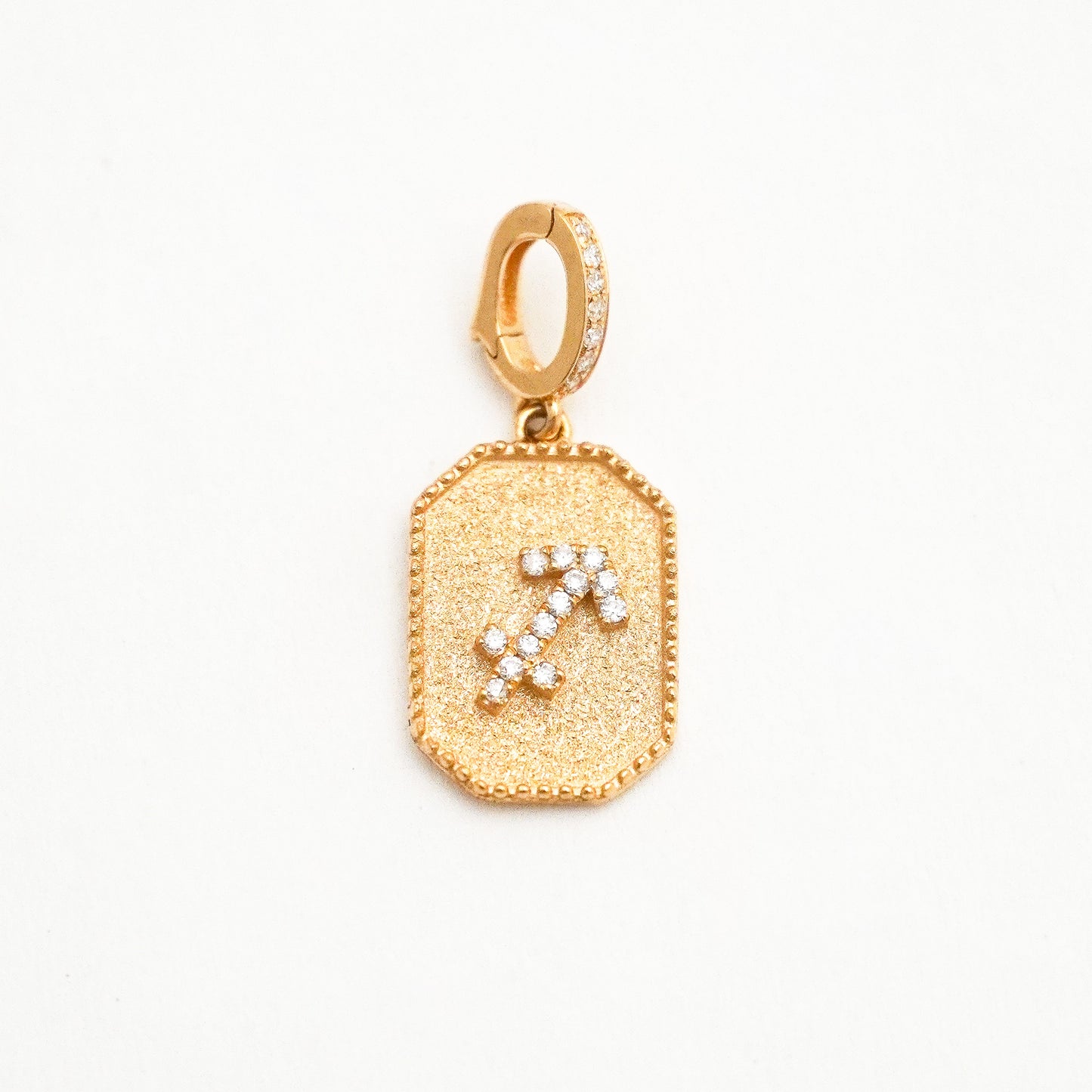 Dije Zodiacal Diamantes Sagitario Oro 18K