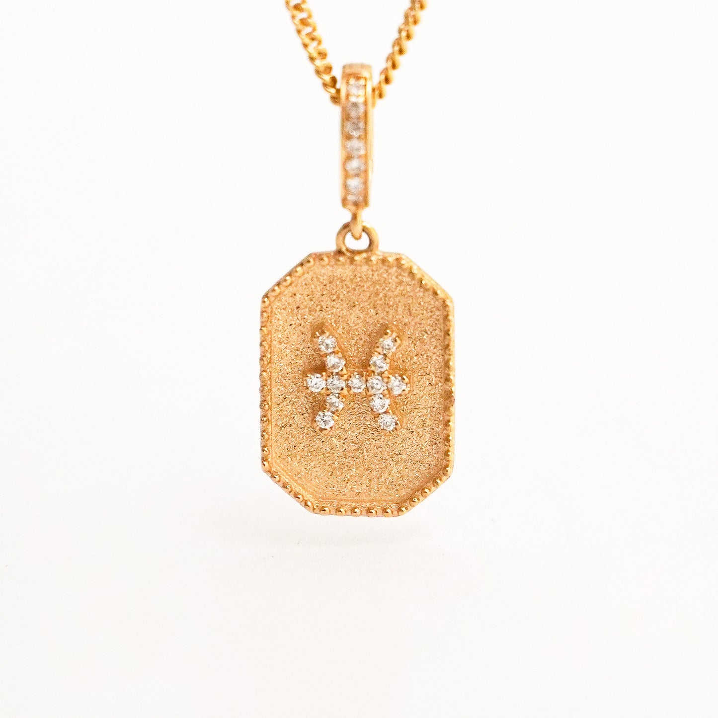 Dije Zodiacal Diamantes Piscis Oro 18K