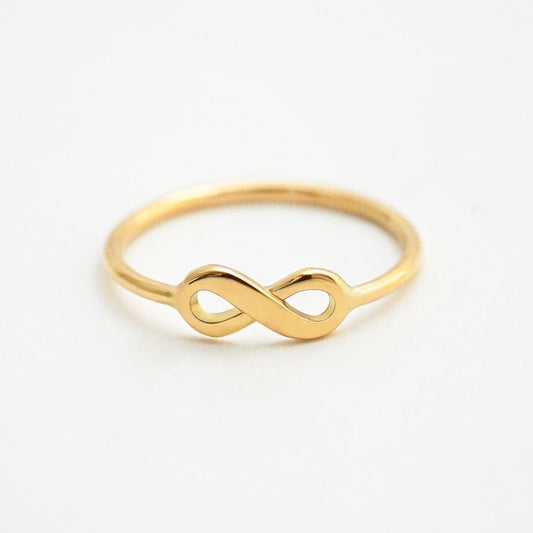 Anillo infinito en Oro18k