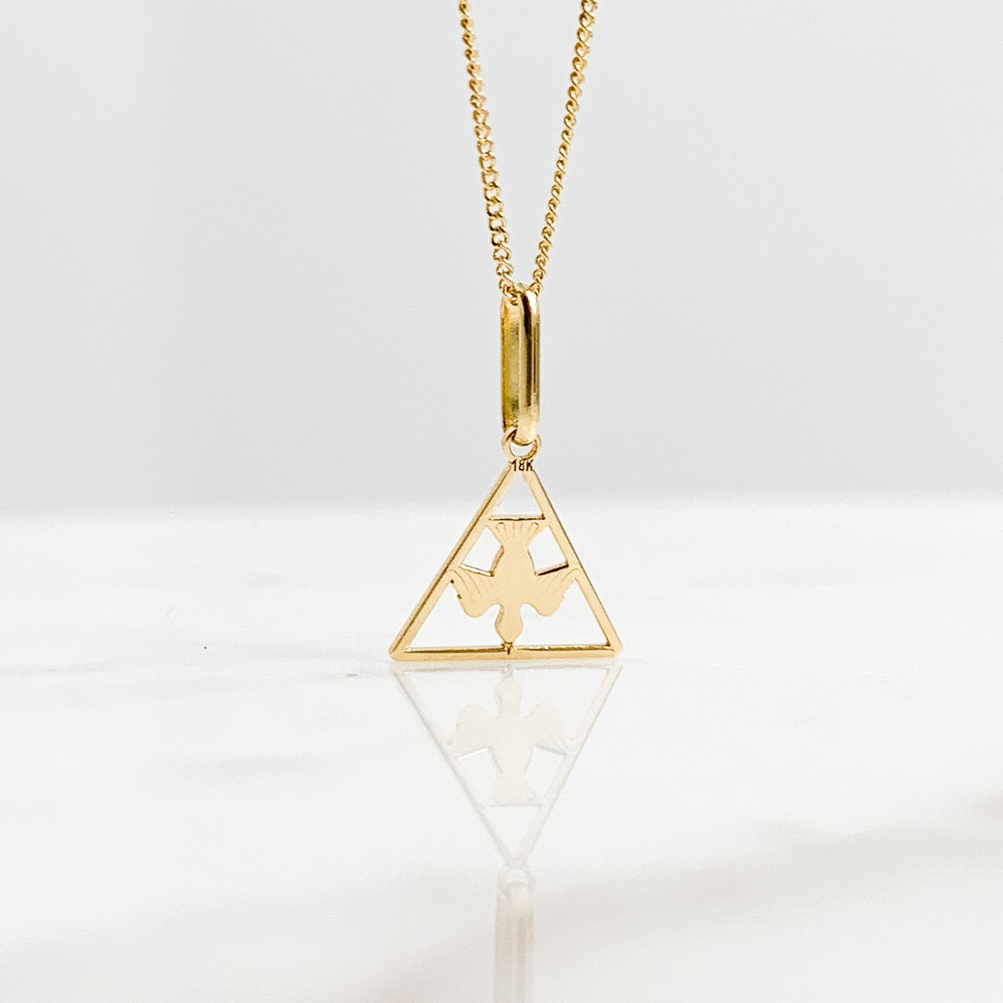 Dije de Espíritu Santo Pequeño oro 18k