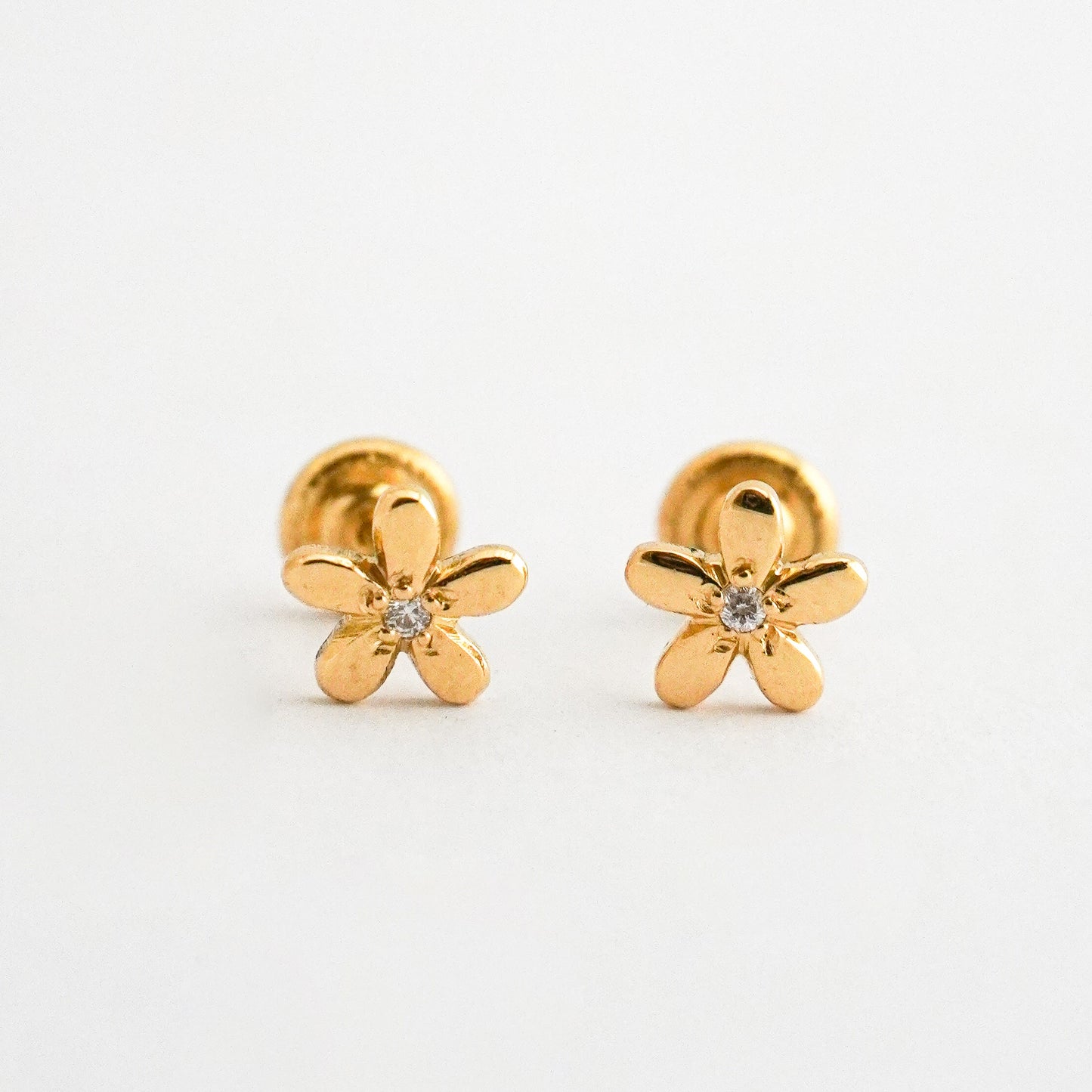 Aretes de bebé Oro18k Lilia con diamante natural