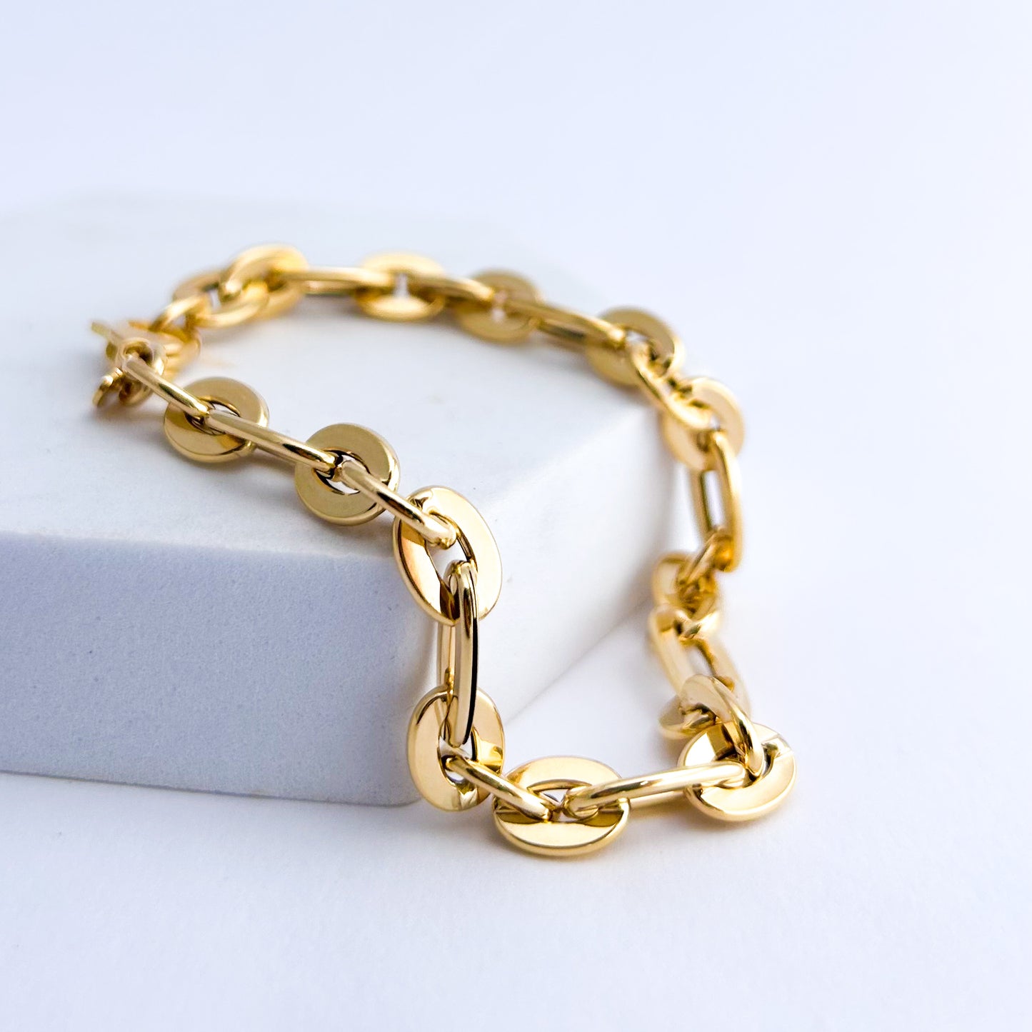 Pulsera eslabón plano oro 18k