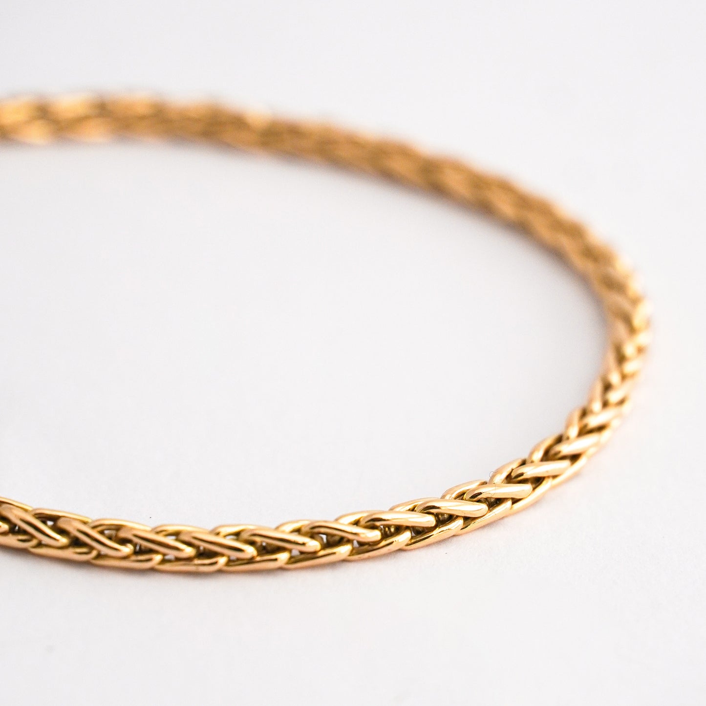 Pulsera Espiga Delgada en Oro18k