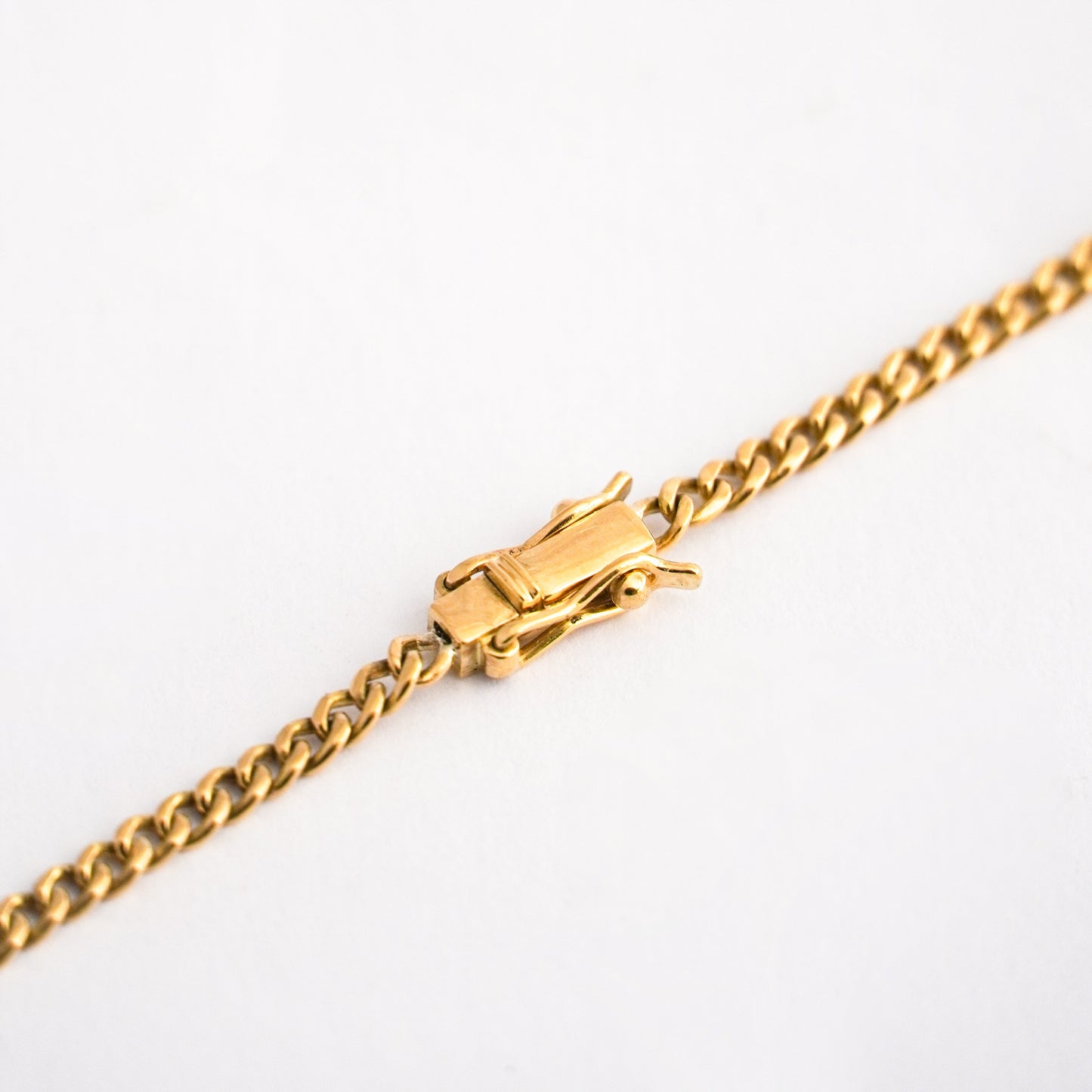 Cadena Barbada maciza para hombre 2.5 mm - Oro18k