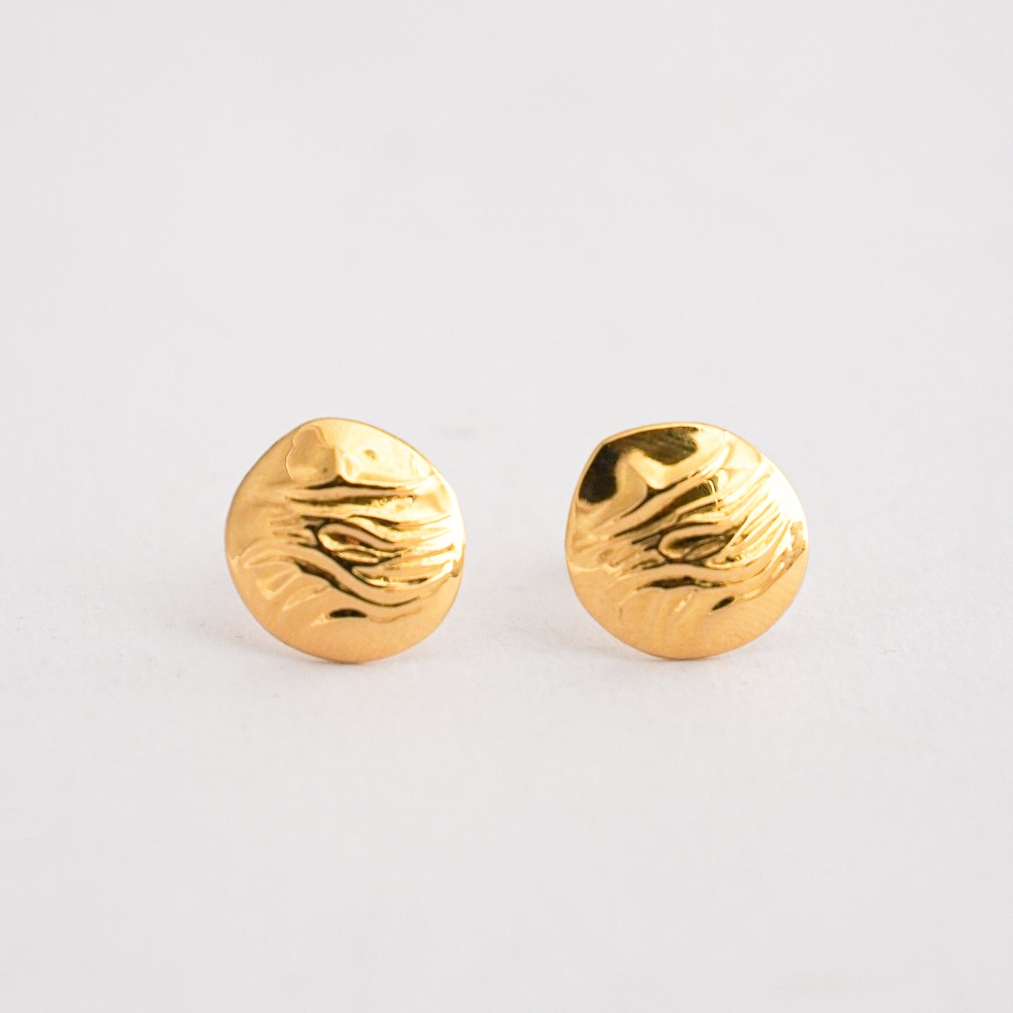 Aretes Dunas en oro 18k