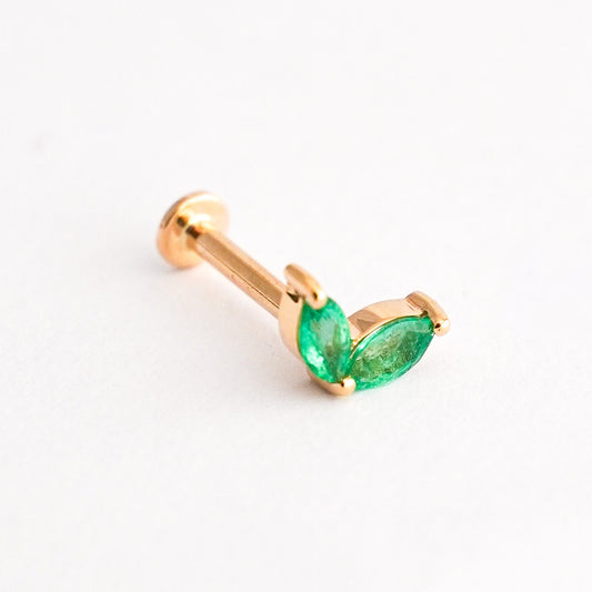 Piercing mini hojas en Oro18k con esmeraldas naturales
