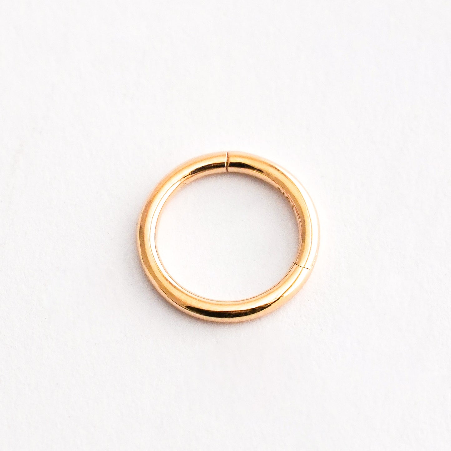 Clicker en Oro18k Daith - Piercing