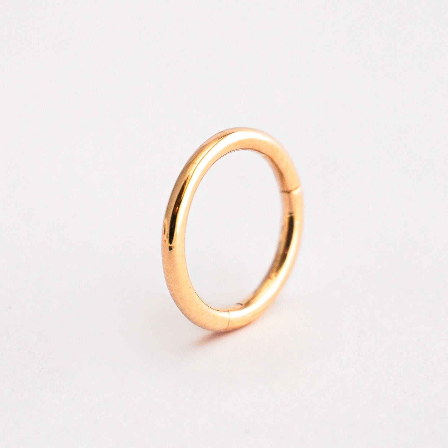 Clicker en Oro18k Daith - Piercing