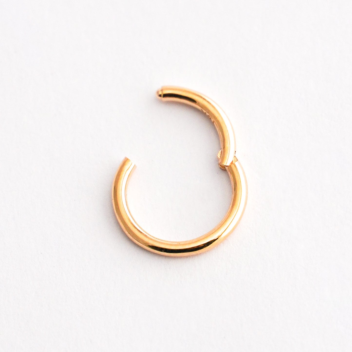 Clicker en Oro18k Daith - Piercing