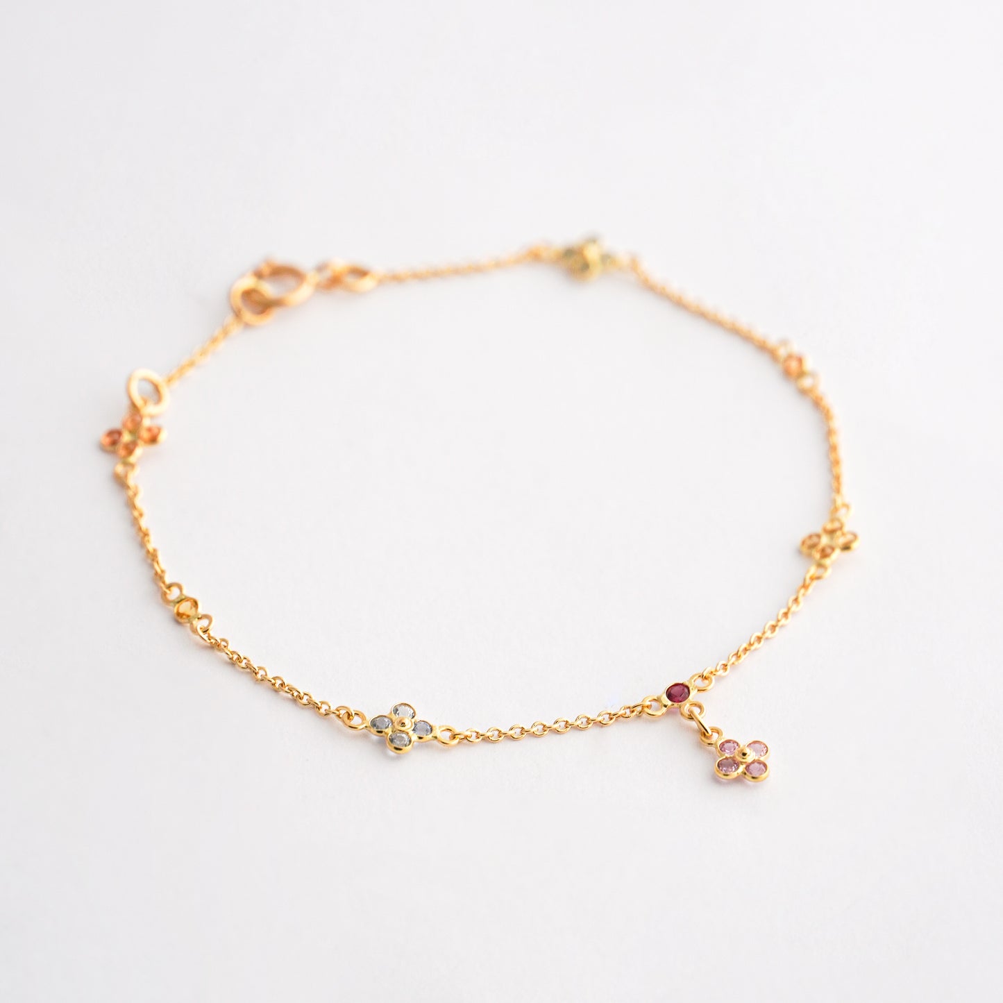 Pulsera Floreal Fancy Zafiros en Oro 18K Amarillo