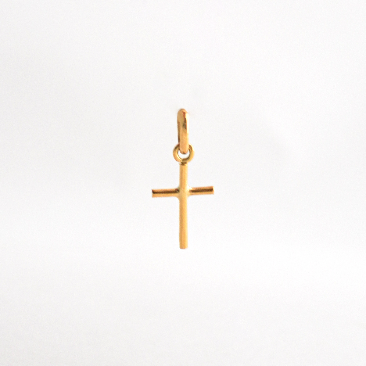 Dije Cruz Mini Oro 18K
