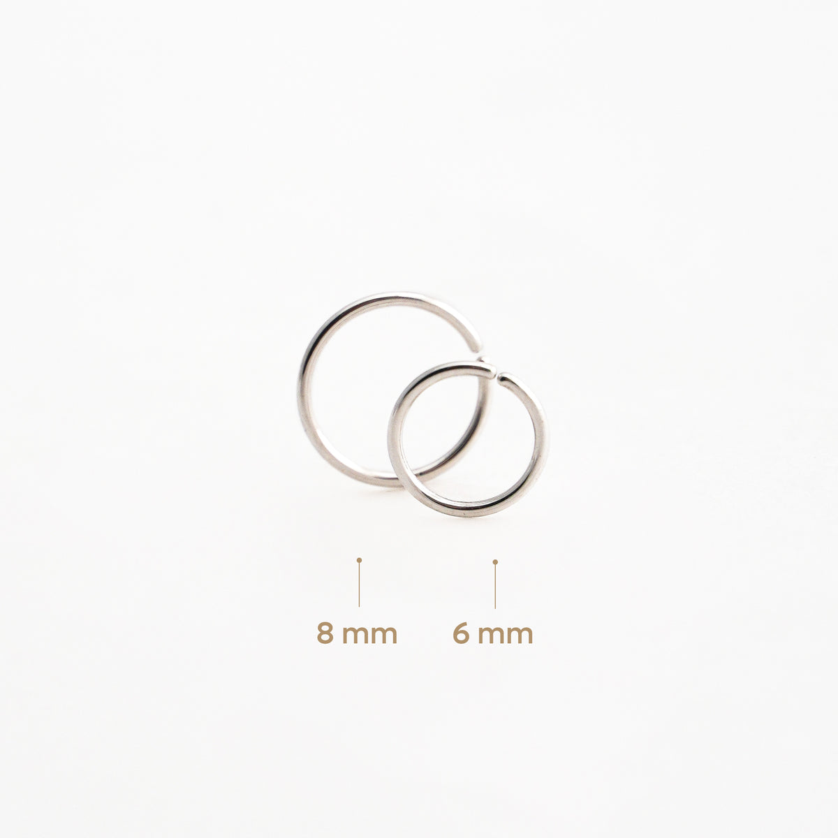 Piercing de Nariz tipo Argolla en Oro 18K Blanco
