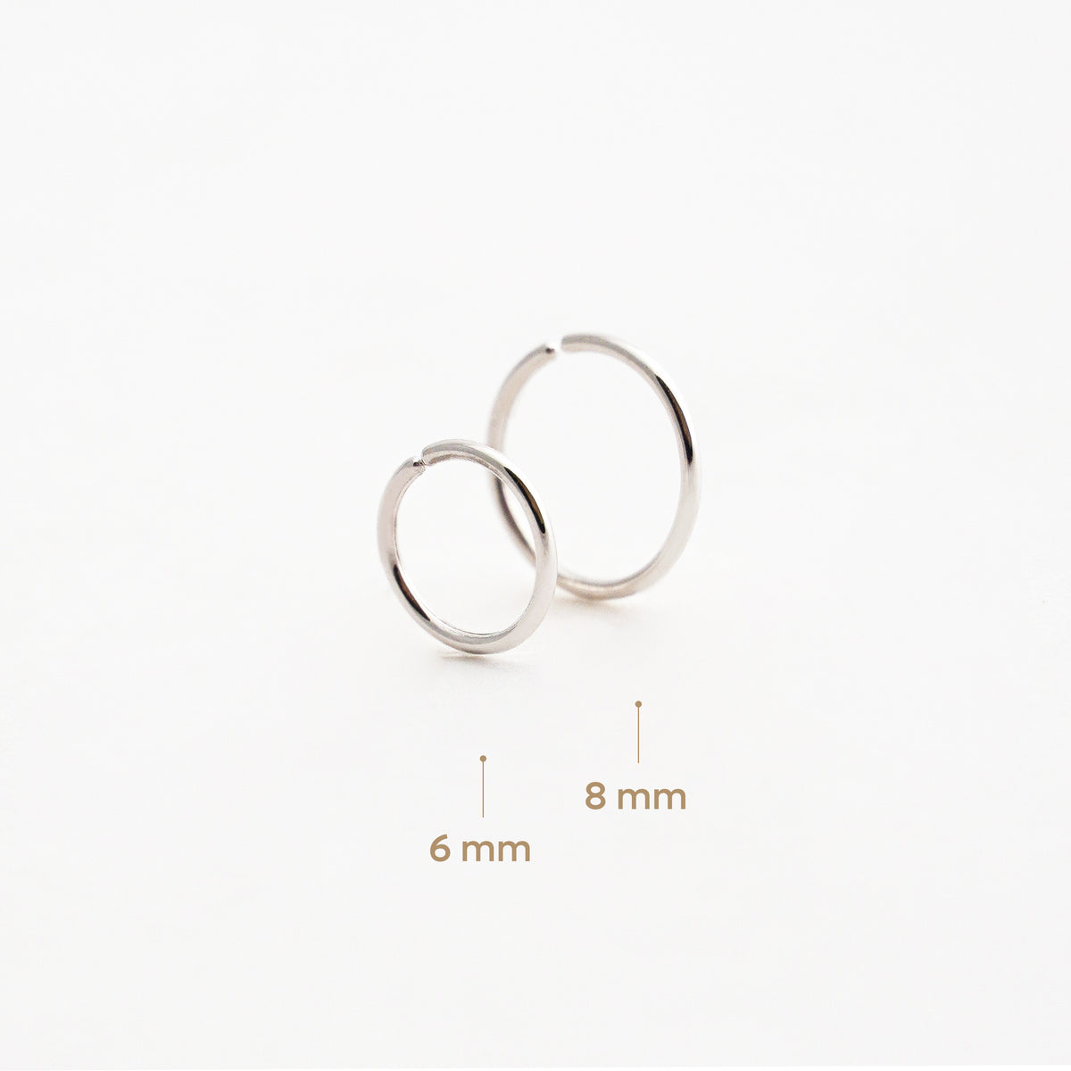 Piercing de Nariz tipo Argolla en Oro 18K Blanco