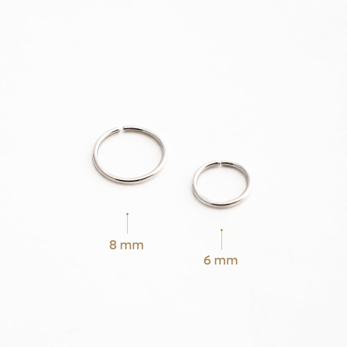 Piercing de Nariz tipo Argolla en Oro 18K Blanco