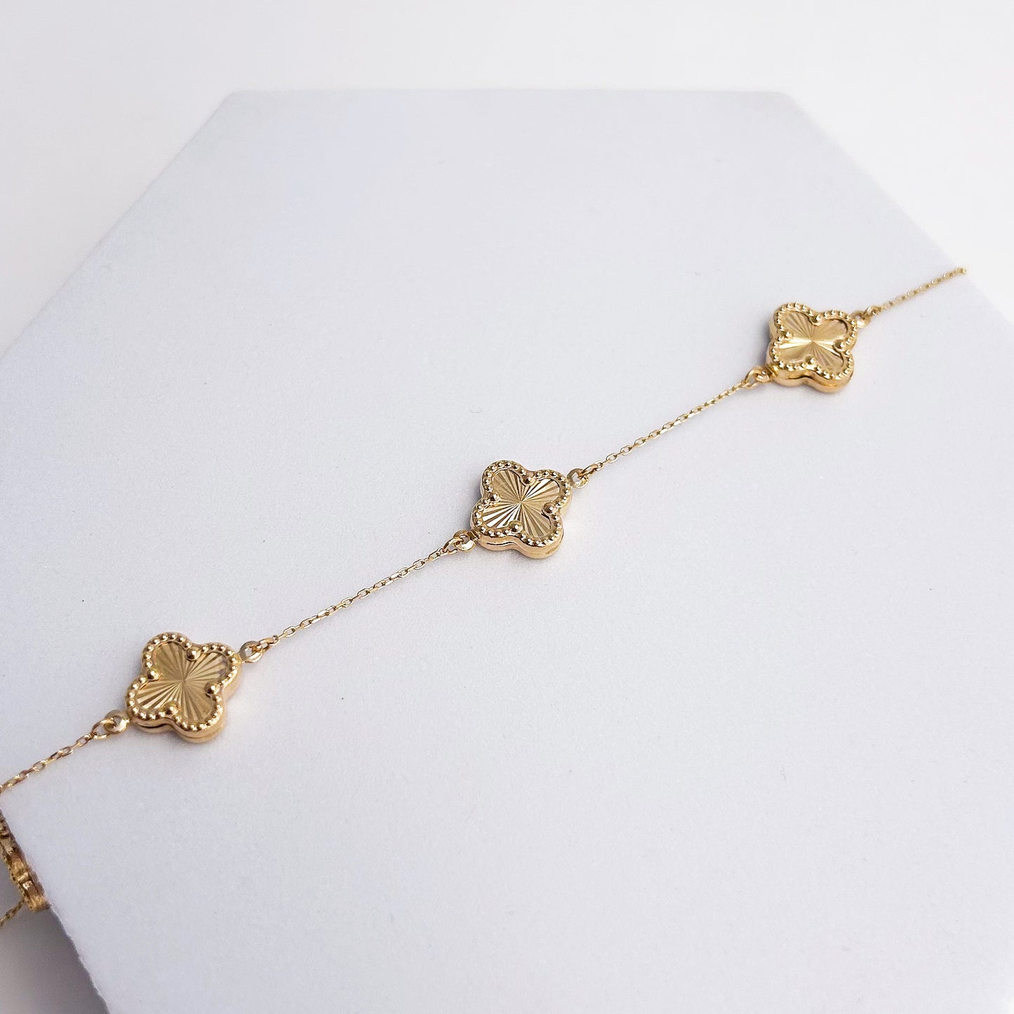 Pulsera trébol en Oro18k