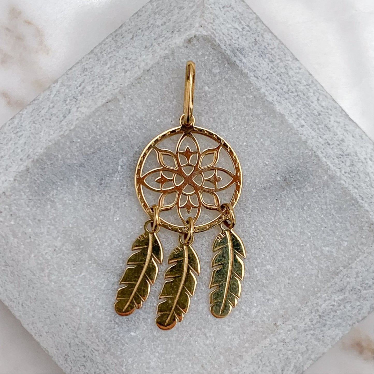 Dije Atrapasueños en Oro18k